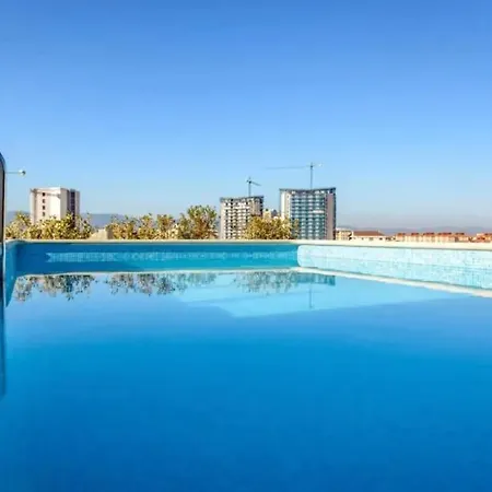 The Centre - Modern Family With Rooftop Pool & Terrace - Children For Free Gibraltar